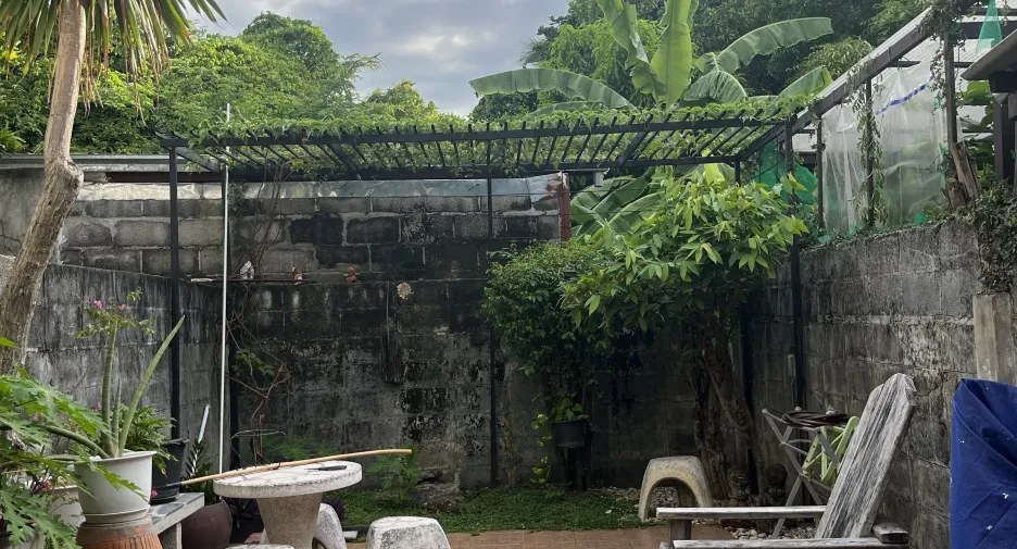 For rent 3 bedrooms townhouse in Bueng Kum, Bangkok