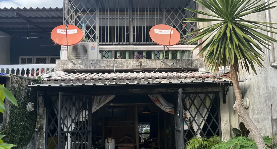 For rent 3 bedrooms townhouse in Bueng Kum, Bangkok