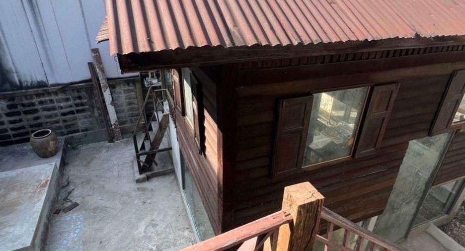 For rent 5 bedrooms house in Phra Nakhon, Bangkok