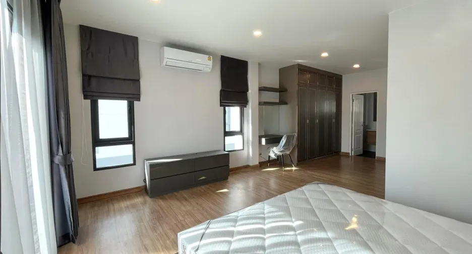 ให้เช่า 4 ห้องนอน บ้านเดี่ยว ใน ดอนเมือง, กรุงเทพฯ