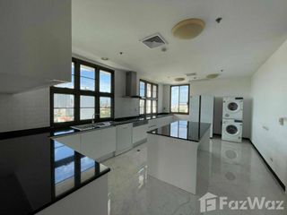 For rent 4 bedrooms condo in Sathon, Bangkok