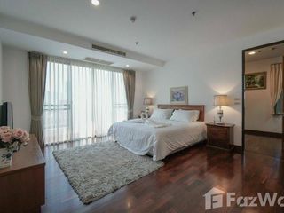 For rent 4 bedrooms condo in Sathon, Bangkok
