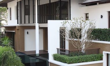 À louer 4 chambres maison à Khlong Toei, Bangkok