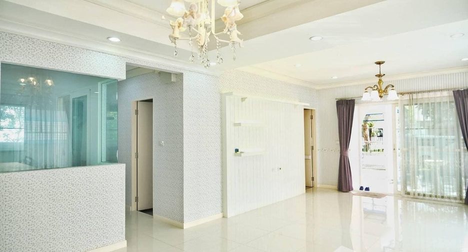 Аренда 3 спальни дом в Bang Phli, Самутпракан