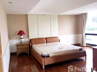 For rent 4 bedrooms condo in Pathum Wan, Bangkok