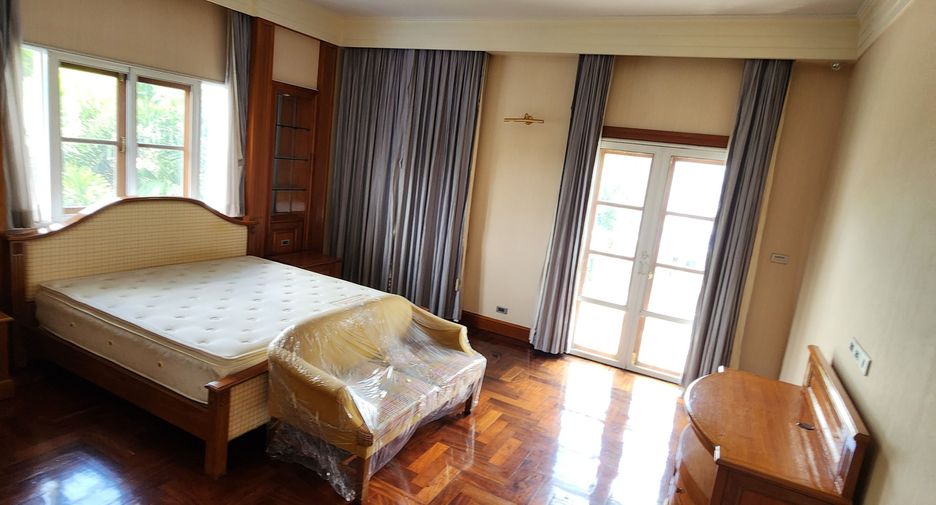 Аренда 4 спальни дом в Bang Phli, Самутпракан