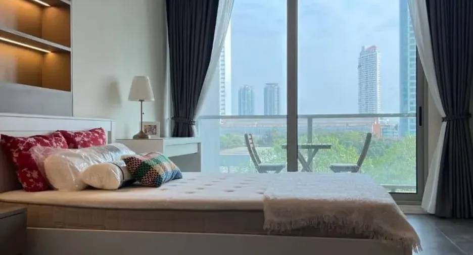 Condo en alquiler de 1 habitaciones en Sathon, Bangkok