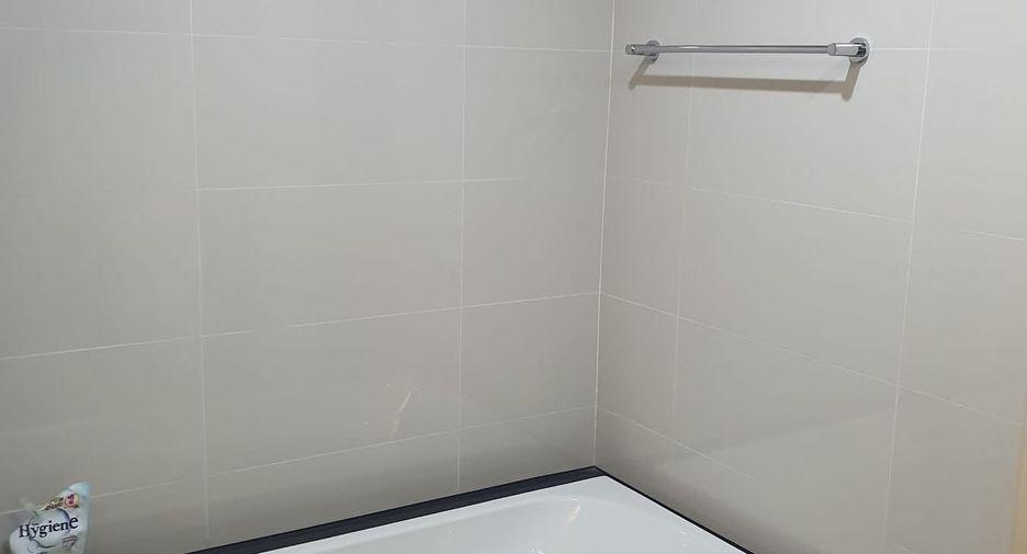 Condo en alquiler de 2 habitaciones en Yan Nawa, Bangkok