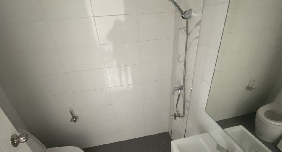 For rent 3 ベッドルーム townhouse in Prawet, Bangkok