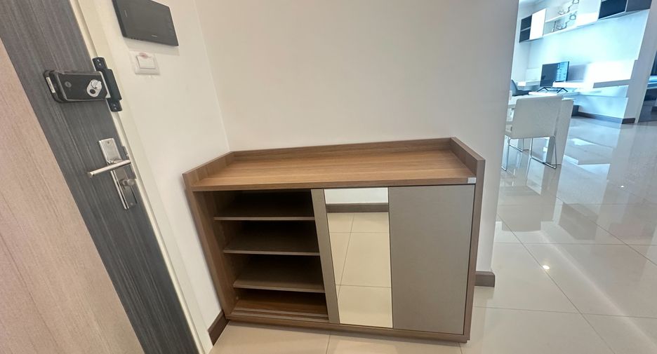 Wohnung zur Miete mit 2 Zimmer in Ratchathewi, Bangkok