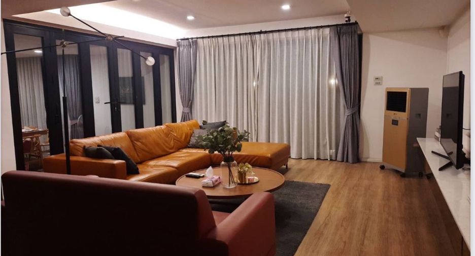 出租 4 卧室 独立屋 在 Prawet, 曼谷