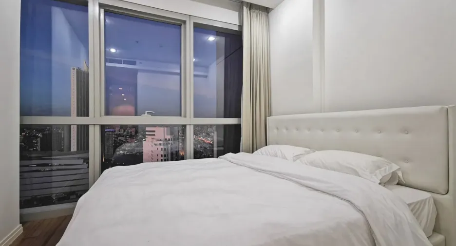 Condo en alquiler de 2 habitaciones en Sathon, Bangkok