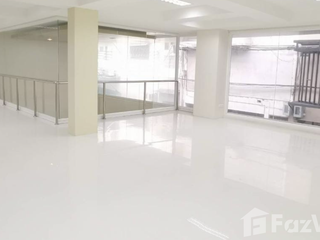 For rent 5 ベッドルーム retail Space in Bang Rak, Bangkok