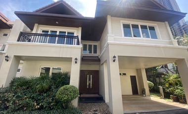 For rent 4 bedrooms house in Khlong Toei, Bangkok