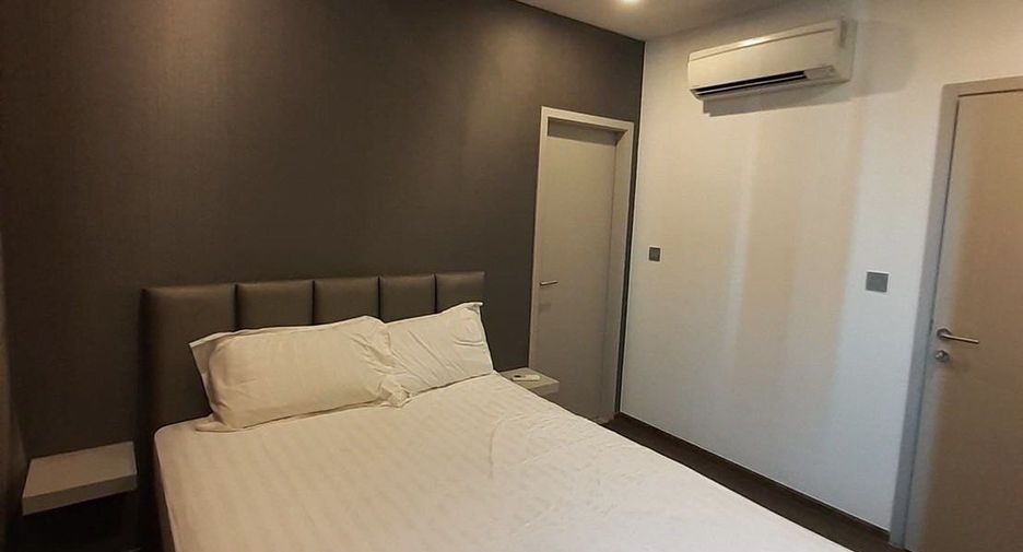 For rent 2 bedrooms condo in Pathum Wan, Bangkok