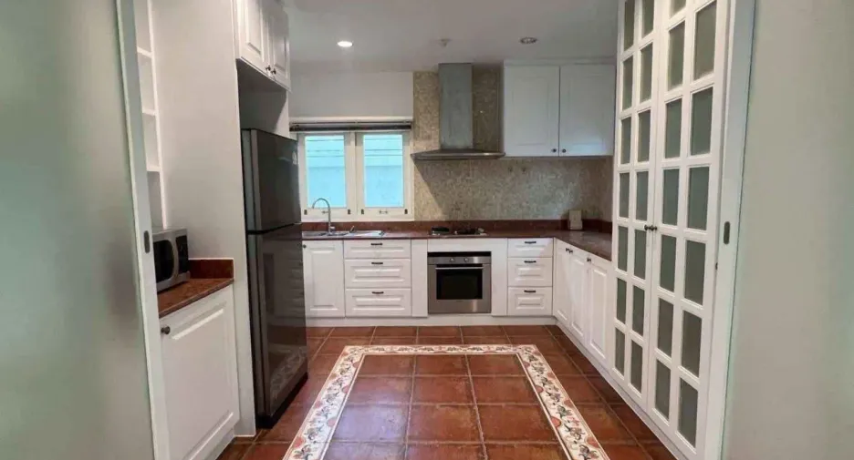For rent 3 bedrooms house in Bang Kapi, Bangkok
