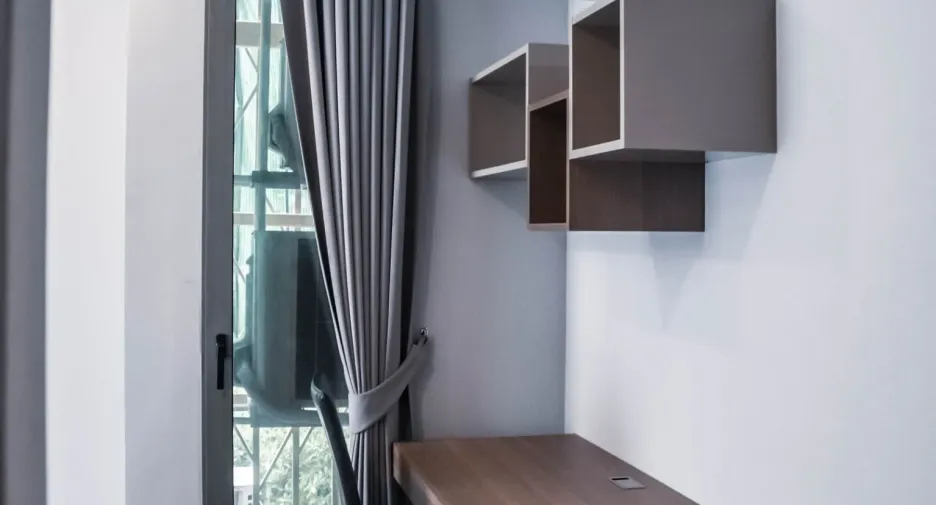 For rent 2 bedrooms condo in Pathum Wan, Bangkok