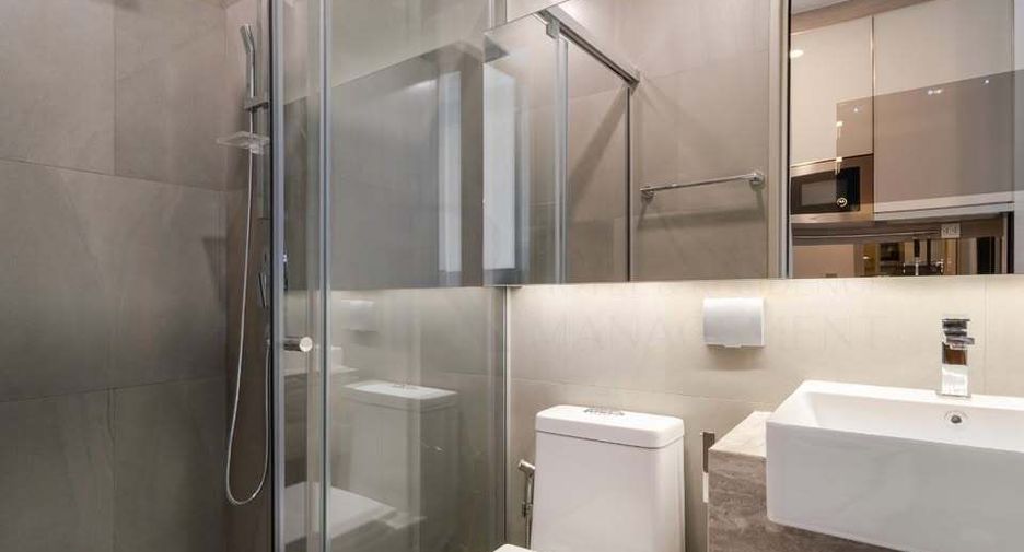 For rent 1 bed condo in Ratchathewi, Bangkok