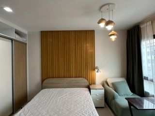 Wohnung zur Miete mit Studio in Yan Nawa, Bangkok