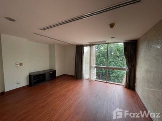 For rent 3 ベッドルーム townhouse in Yan Nawa, Bangkok