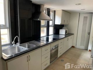 For rent 3 bedrooms townhouse in Yan Nawa, Bangkok
