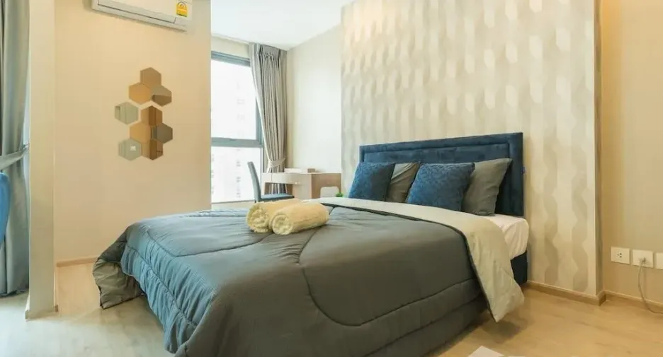 For rent studio condo in Bang Rak, Bangkok