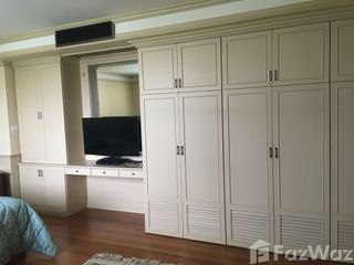 For rent 4 bedrooms condo in Pathum Wan, Bangkok