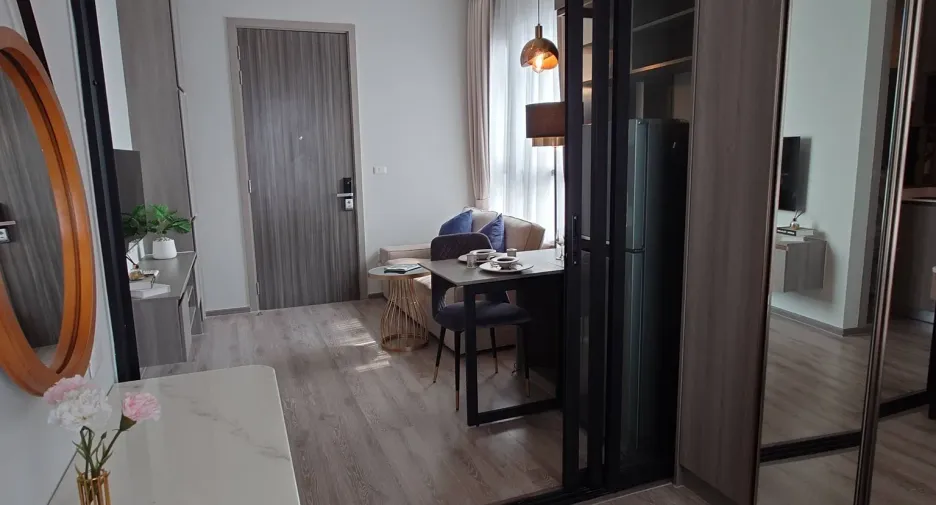 For rent 1 bed condo in Watthana, Bangkok