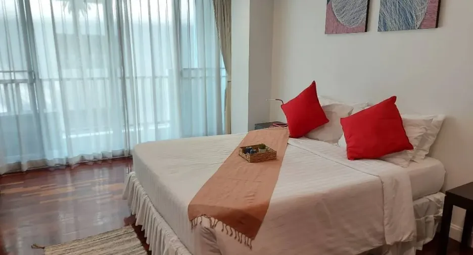 À louer 3 chambres appartement à Sathon, Bangkok
