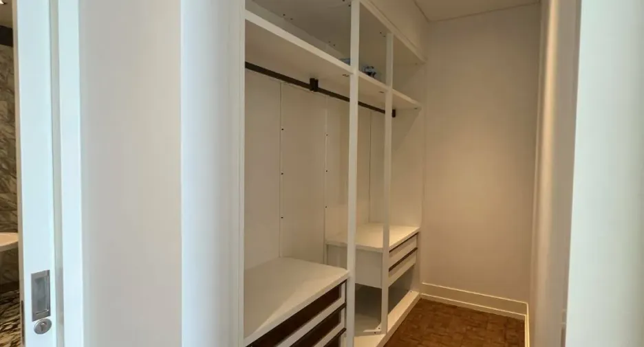 For rent 2 bedrooms condo in Sathon, Bangkok