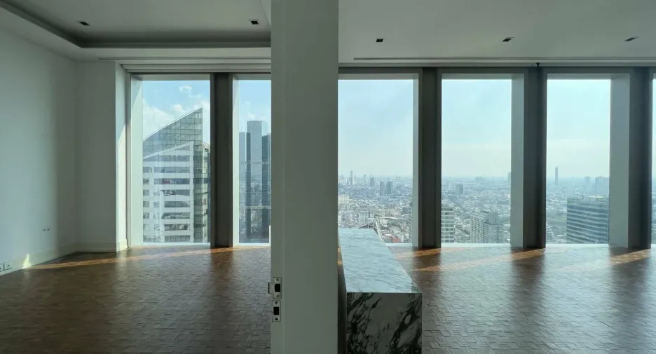 For rent 2 bedrooms condo in Sathon, Bangkok