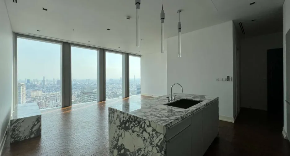 For rent 2 bedrooms condo in Sathon, Bangkok