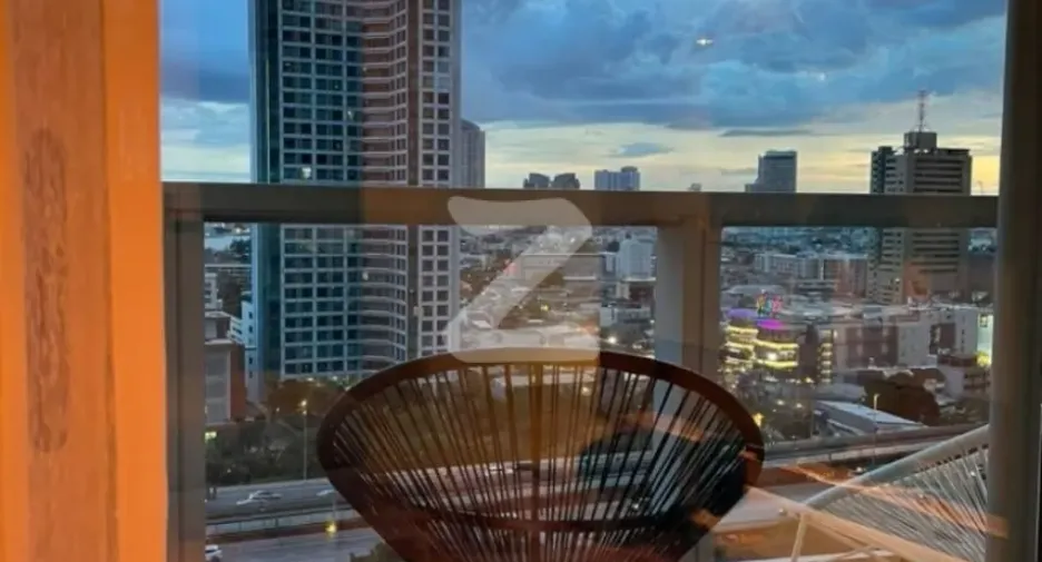 Condo en alquiler de 2 habitaciones en Sathon, Bangkok