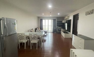 Condo en alquiler de 2 habitaciones en Suan Luang, Bangkok
