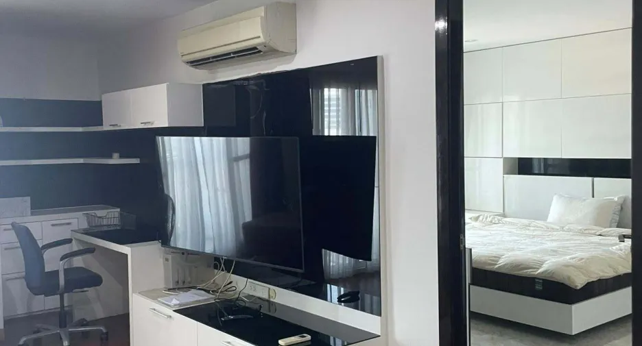 For rent 2 bedrooms condo in Suan Luang, Bangkok