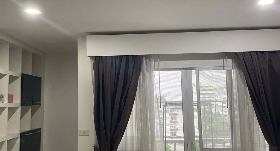 For rent 2 bedrooms condo in Suan Luang, Bangkok