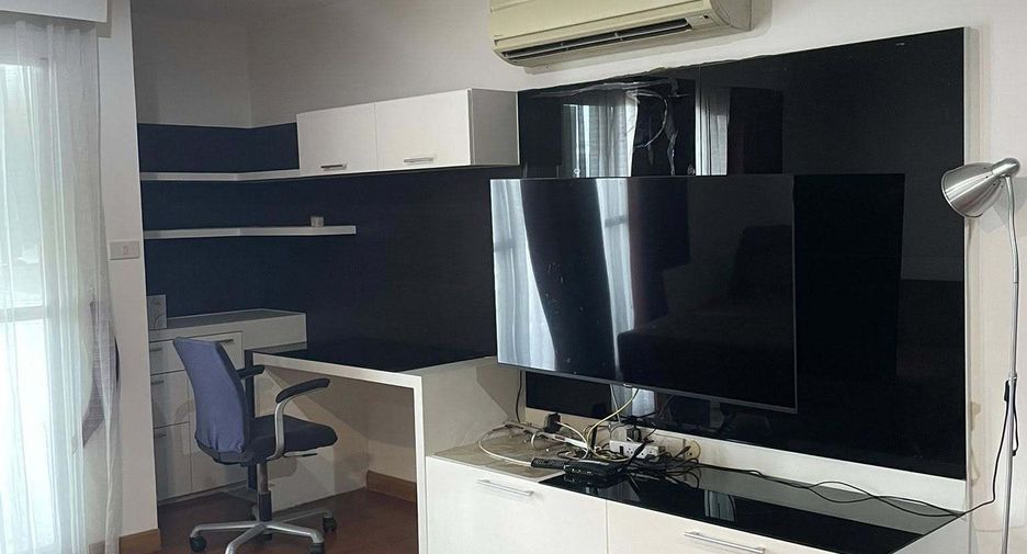 For rent 2 bedrooms condo in Suan Luang, Bangkok
