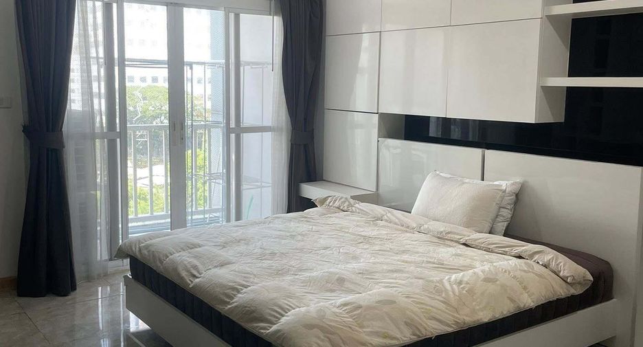 For rent 2 bedrooms condo in Suan Luang, Bangkok