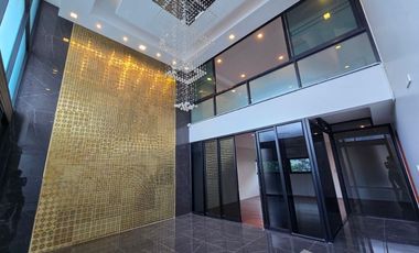 Büro zur Miete in Wang Thonglang, Bangkok
