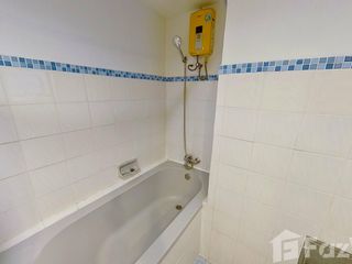 For rent studio condo in Khlong Toei, Bangkok