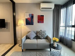 À louer 1 chambre condo à Huai Khwang, Bangkok
