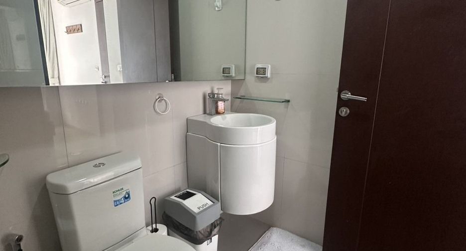 Condo en alquiler de estudio en Huai Khwang, Bangkok