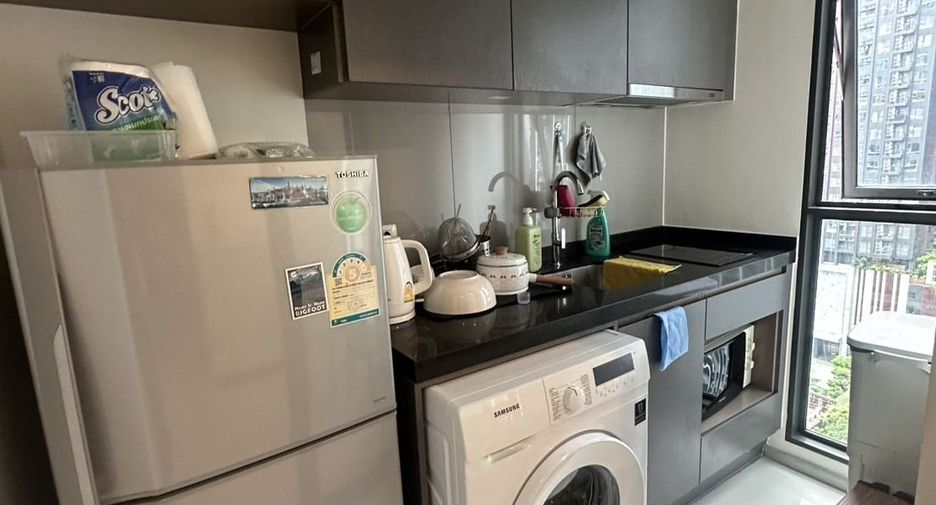 Condo en alquiler de estudio en Huai Khwang, Bangkok
