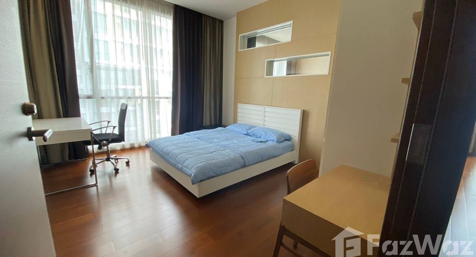 For rent 2 bedrooms condo in Watthana, Bangkok