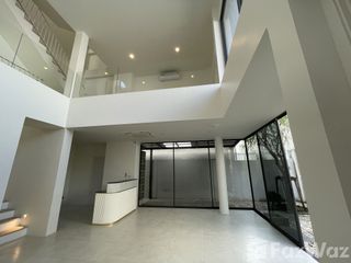 For rent 3 bedrooms townhouse in Don Mueang, Bangkok