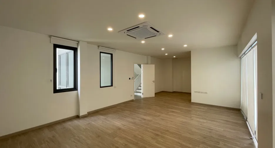 Casa adosada en alquiler de 3 habitaciones en Don Mueang, Bangkok