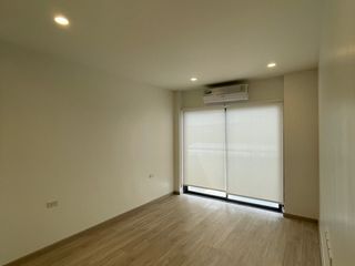 For rent 3 bedrooms townhouse in Don Mueang, Bangkok