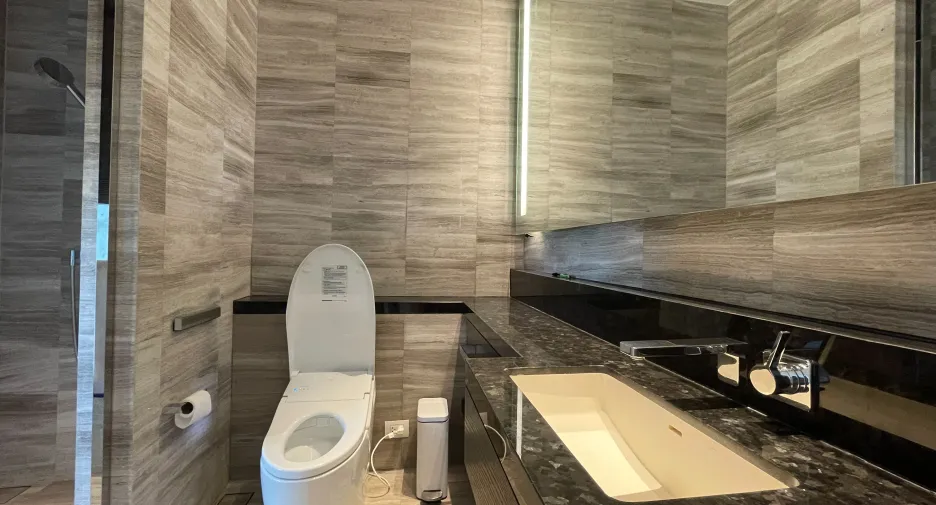 Condo en alquiler de 2 habitaciones en Bang Kho Laem, Bangkok