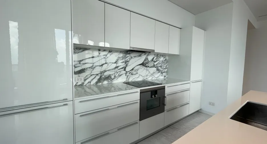 Condo en alquiler de 2 habitaciones en Bang Kho Laem, Bangkok