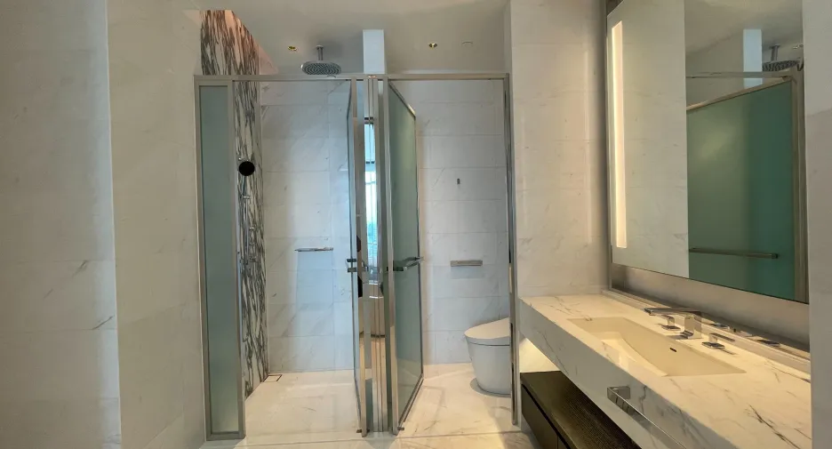 Condo en alquiler de 2 habitaciones en Bang Kho Laem, Bangkok